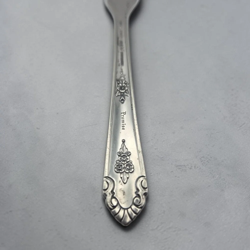 Royal Crest Sterling Silver 92.5% Butter Spreader 